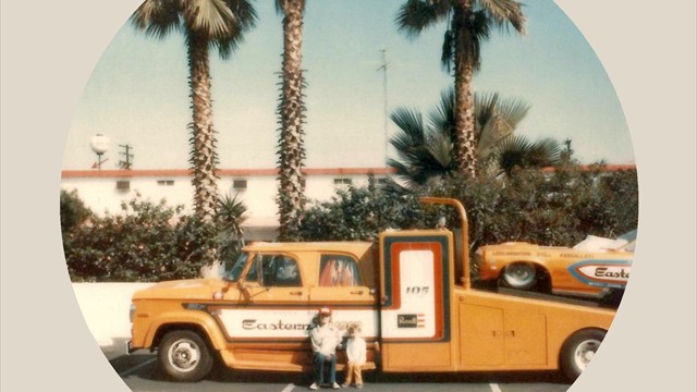 Eastern Raider Pinto on ramp truck Eastern Raider Pinto on ramp truck