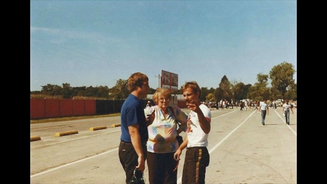 xfs_500x400_s100_Jim 30 with Tom and unknown xfs_500x400_s100_Jim 30 with Tom and unknown
