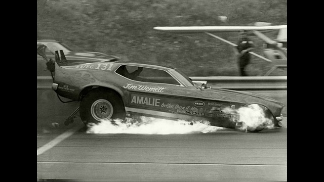 1975 Mustang 04 on fire 1975 Mustang 04 on fire