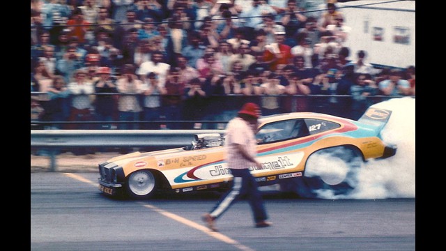 1976 Mustang 22 burnout at Epping 1976 Mustang 22 burnout at Epping