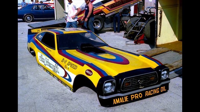 1976 Mustang 38 shell in pits by Tom Nagy 1976 Mustang 38 shell in pits by Tom Nagy