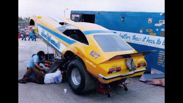 1977 Mustang 26 pits by Tom Nagy 1977 Mustang 26 pits by Tom Nagy